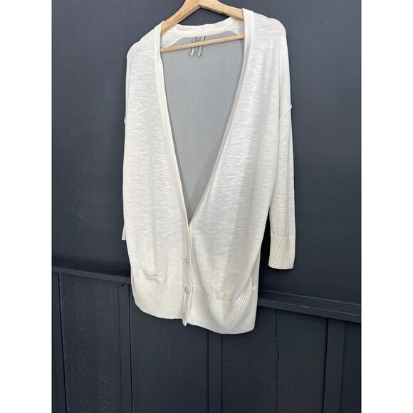 Guess Ivory Lightweight Sheer Back Deep V Cardigan Sweater Size Small - Picture 2 of 10
